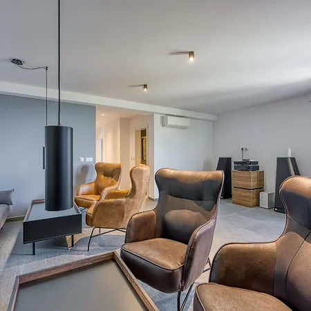 New In 2024 Lina Villa